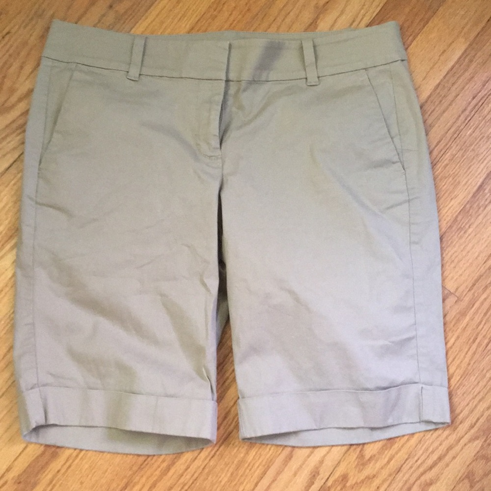 Tan short - Picture 1 of 3
